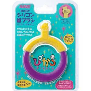 矽膠牙刷 Pikara 長頸鹿 6個月至1.5歲 1支
