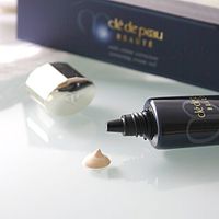 끌레 드 뽀 보떼 Voile Crème Correcteur 프리 메이크업 베이스 SPF20·PA++