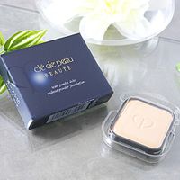 Clé de Peau Beauté Radiant Powder Foundation SPF 22 PA++ Refill 11g
