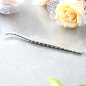 D.U.P Perfect tweezers (false eyelashes only tweezers) 511