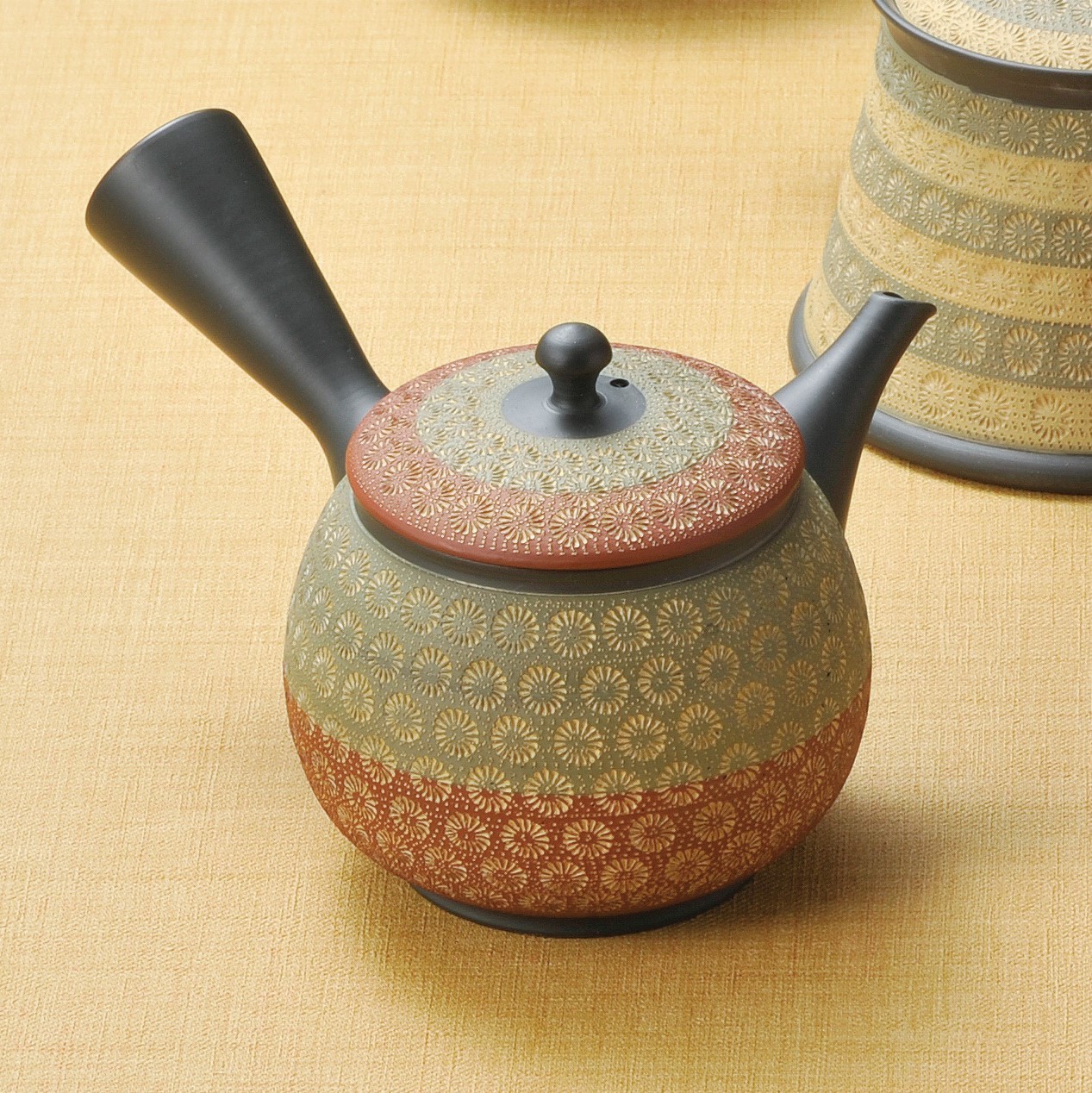 日本製造 常滑燒茶壺【名工作品】輝月黑泥印籃二色印花茶壺
