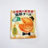 なとり  不思議な新食感　濃厚チーズ