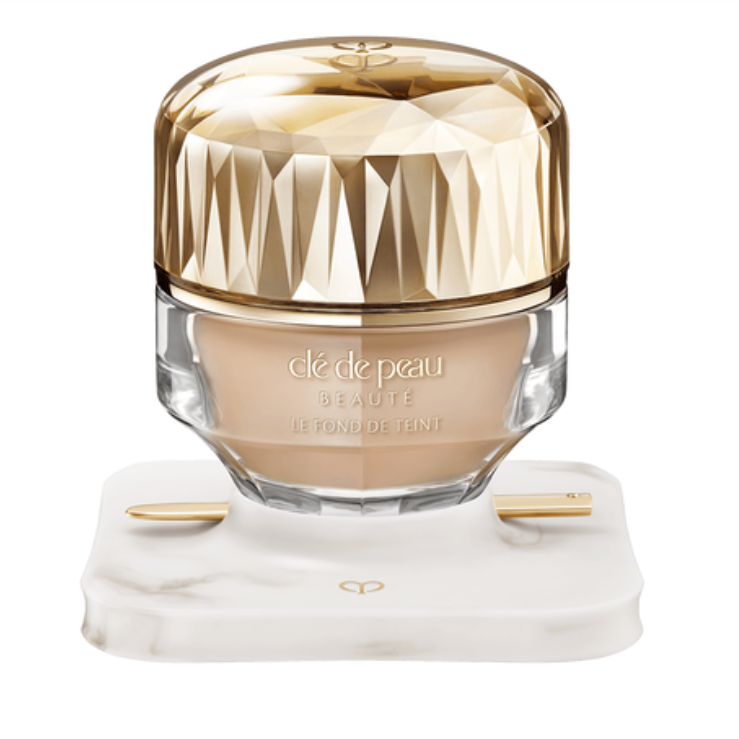 clé de peau Le Fond de Teint 30g オークル10. 4057b65f04755ece0dbae15fe86744