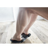 新发售的SIXPAD Foot Fit Plus 2 MTG Sixpad Foot Fit Plus 2 遥控器操作（取出电池）