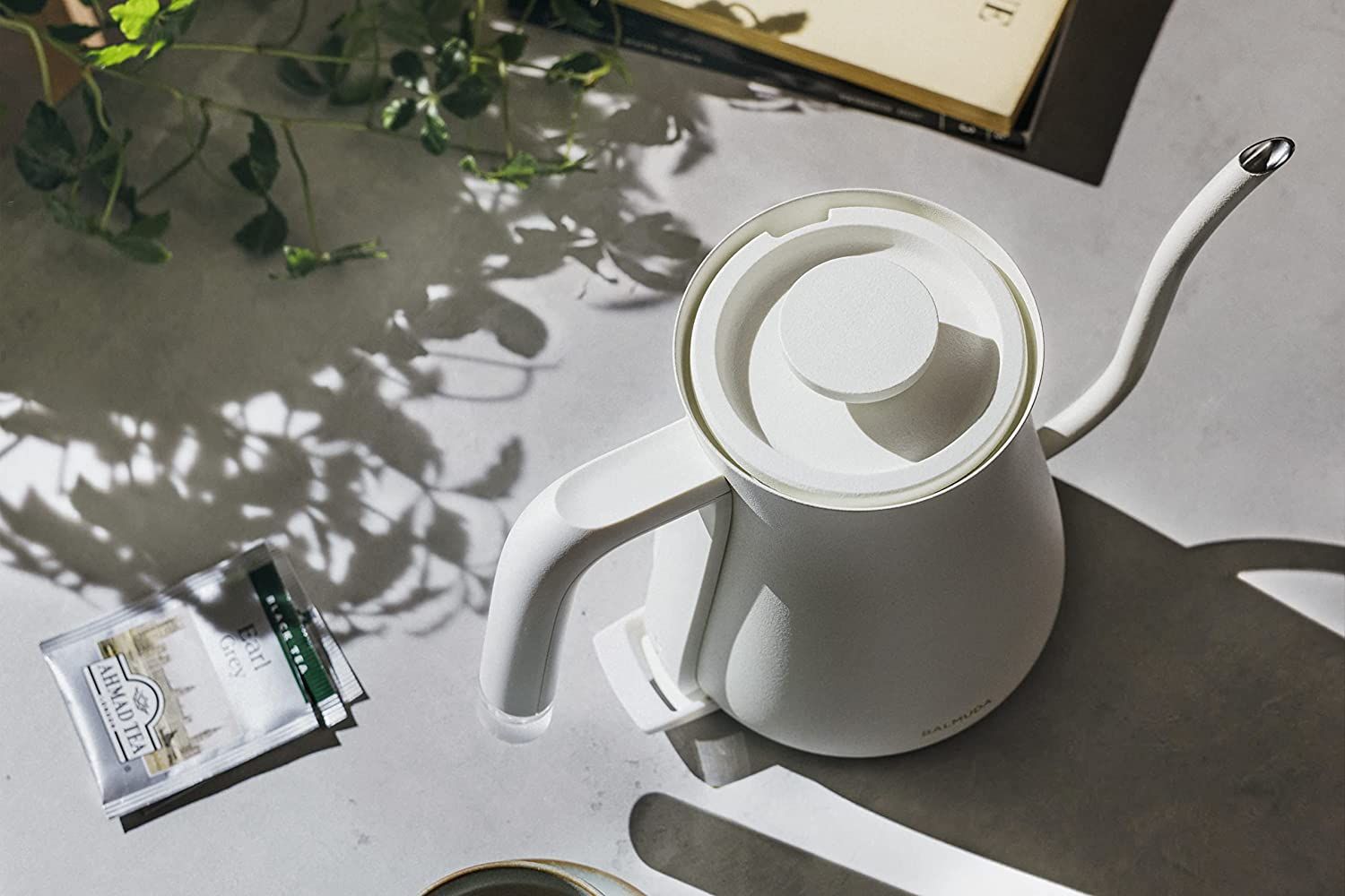 BALMUDA The Pot 白色电热水壶 BALMUDA The Pot K07A-WH