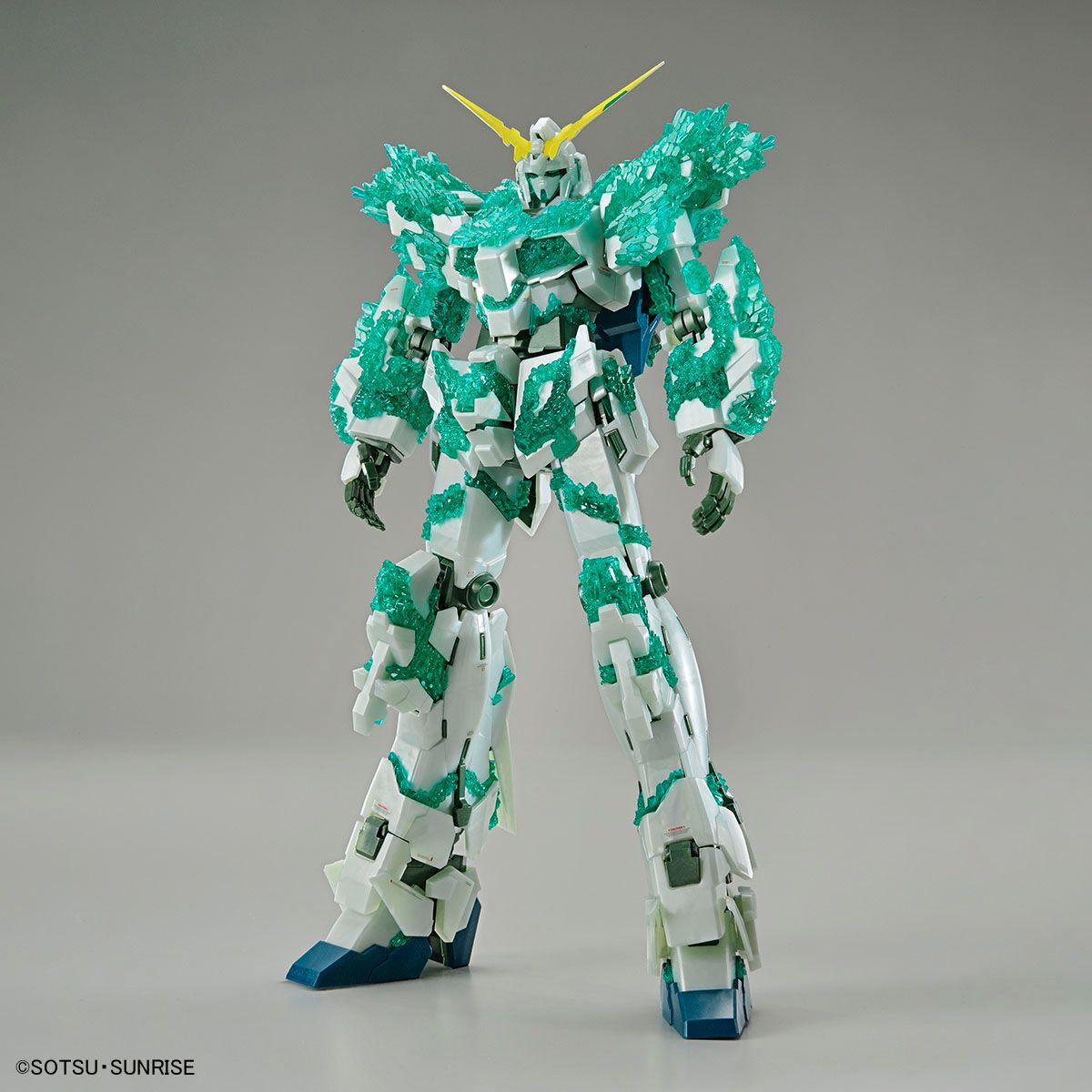 Mg 1/100 Gundam Base Limite Unicorn Gundam（光的晶体）