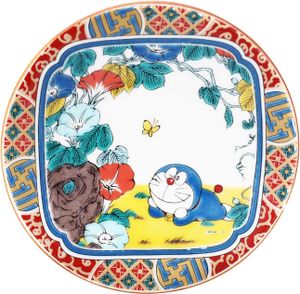 Kinshin Pottery "Doraemon" Kutani ware small plate Sho three wind colored golden hand 008149 Made in Japan 12cm