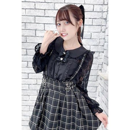 MA*RS｜雙蝴蝶結蕾絲袖上衣 商品編號：388010440　F尺寸