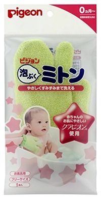 Pigeon Foaming Bath Mitt
