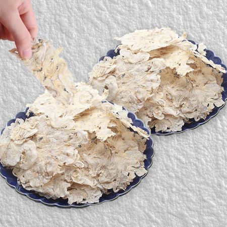 Set of 2 bags of low-sodium dried baby rice crackers made with the same ingredients