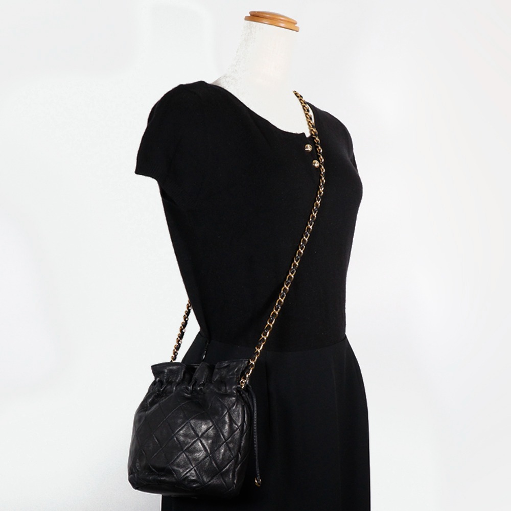 シャネル マトラッセ ハンドバッグ チェーントート 巾着 ラムスキン