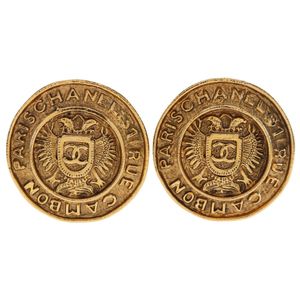 Pre-owned CHANEL Coco Mark earrings, 31 Rue Cambon, vintage, gold-plated, made in France, approximately 26g, for women.