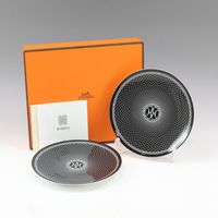 Hermès Ash Deco H Deco 餐具，2 x 14 公分Plate，Ash Deco H Deco（未使用）