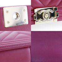 二手香奈兒 Boy Chanel 小羊皮單肩包，義大利製造，2016年。可斜背或肩背，雙向使用，A5 翻蓋設計。 [此商品與本店無關，可能指其他產品或服務。 ]