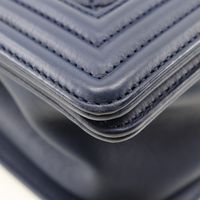 二手 CHANEL Boy Chanel 單肩包，鏈條單肩包，Matelasse 小羊皮，意大利製造，海軍藍，斜挎包，翻蓋單肩包，女款