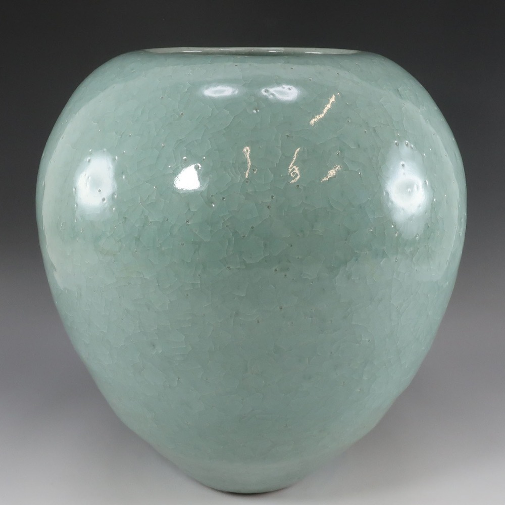 人間国宝 清水卯一 作 青瓷壺 花瓶 陶磁器 Blue porcelain jar made by