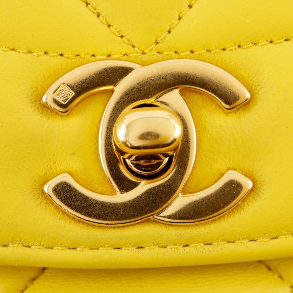 シャネル CHANEL ダイアナ ショルダーバッグ マトラッセ チェーン