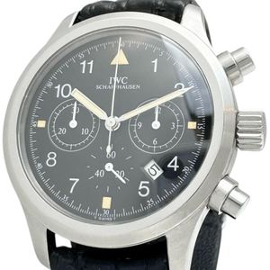 二手IWC/ International Watch Company IW374101 飛行員計時表（電池已更換）氚石英錶，不鏽鋼/皮革錶殼，黑色錶盤，黑色皮革錶帶。