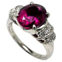 Pre-owned women's ring, size 18, featuring 2.60ct rubellite/tourmaline and 0.23ct diamonds, set in platinum (Pt900), weighing 9.0g.