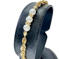 Pre-owned Akoya pearl 4.5mm bracelet in 18K gold, 3.4g, 17cm, for women.