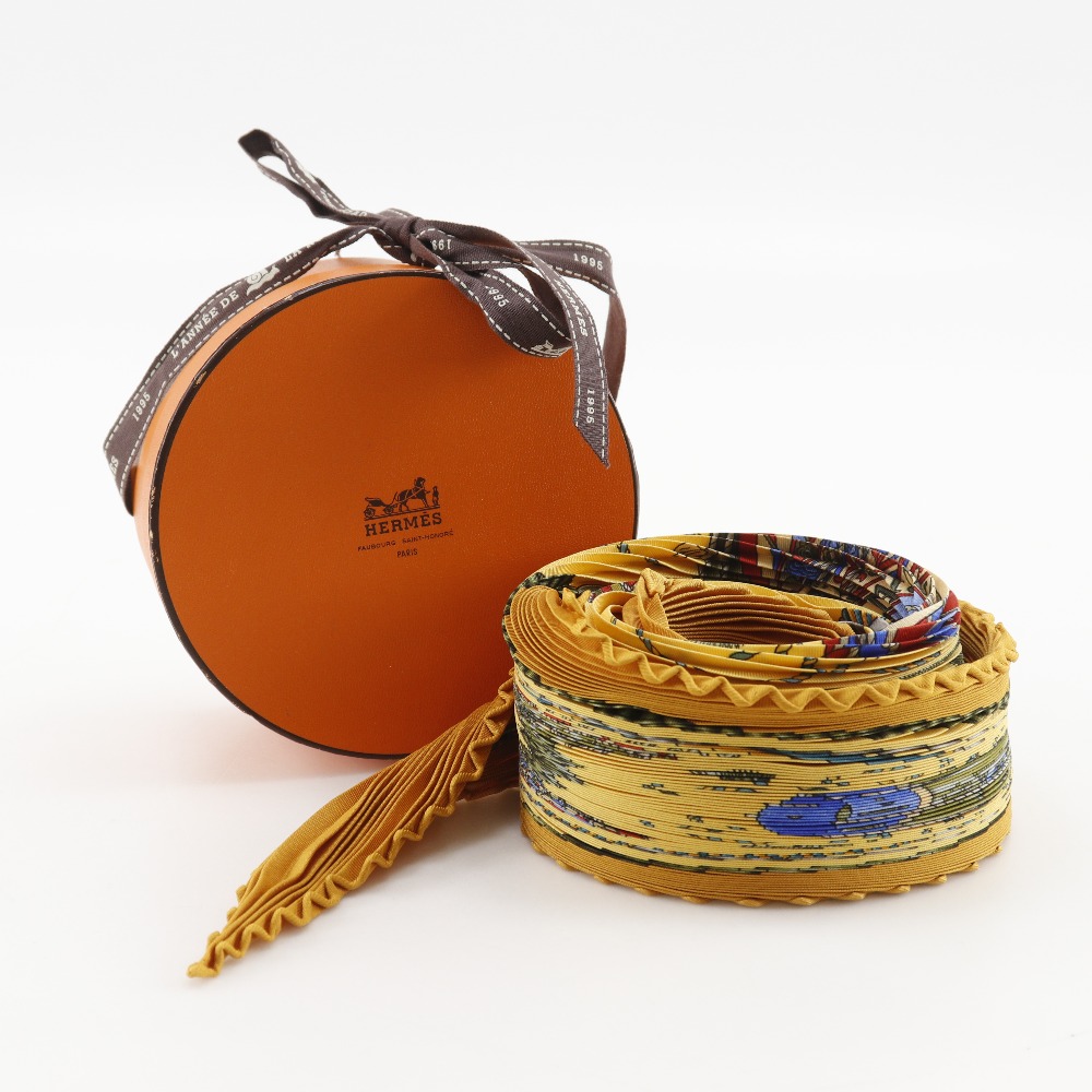 HERMES エルメス プリーツカレ LES TAMBOURS タンブールの太鼓 シルク オレンジ スカーフ HERMES】エルメス プリーツカレ LES TAMBOURS タンブールの太鼓 シルク
