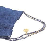 香奈兒 AS3260 藍色牛仔布包，配金銀色五金配件，香奈兒 22 小號