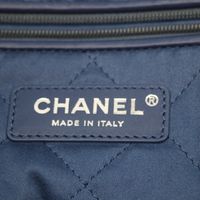 香奈兒 AS3260 藍色牛仔布包，配金銀色五金配件，香奈兒 22 小號