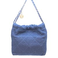 香奈兒 AS3260 藍色牛仔布包，配金銀色五金配件，香奈兒 22 小號