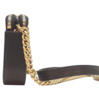 香奈兒 27 號 A84069 黑色魚子醬皮配金色五金件，香奈兒 Boys 鏈條錢包