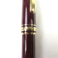MONTBLANCMeisterstück 旋轉式原子筆，白色星形標誌，波爾多紅和金色筆身，西德製造，經測試和驗證