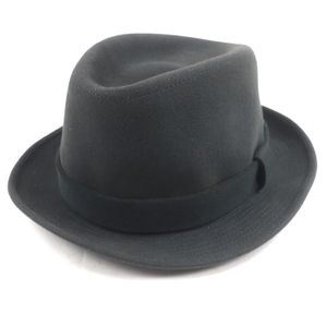 愛馬仕 (HERMES) 男士羊毛RIBON，深灰色，尺寸 57，義大利製造，正品，成色極佳。帽子採用 100% 羊毛製成，並配有兔子毛氈緞帶。