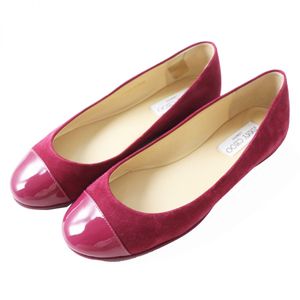 状况极佳：意大利制造JIMMY CHOO CHOO GAZE FLAT 女士绒面革和漆皮平底鞋，浅酒红色，35 码，带鞋盒。