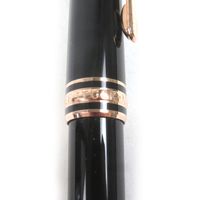 成色極佳的MONTBLANCMeisterstück 經典款原子筆，黑色和玫瑰金配色，帶原始筆盒，德國製造，男士款，書寫流暢。