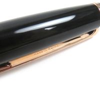 成色極佳的MONTBLANCMeisterstück 經典款原子筆，黑色和玫瑰金配色，帶原始筆盒，德國製造，男士款，書寫流暢。