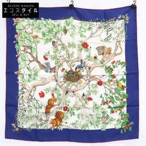 Hermès AU COEUR DES BOIS In the Forest Silk Carré 90