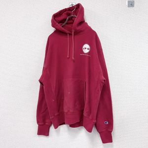Used Champion Reverse Weave Sweatshirt/Hoodie in RED from the 2000s