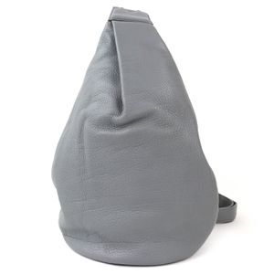Excellent condition. discord Yohji Yamamoto all-leather one-shoulder bag/body bag in gray. Recommended for men.