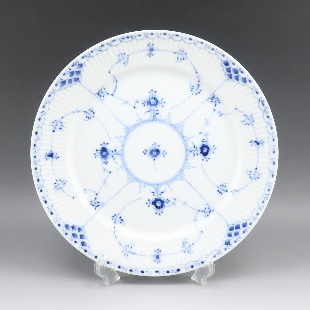 로얄 코펜하겐 Royal Copenhagen 블루 프루티드 하프 레스 식기 27.5 cm Plate Blue fluted half lace _【중고】
