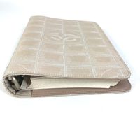 香奈兒 7011*** 新旅行系列 Logo 筆記本封面