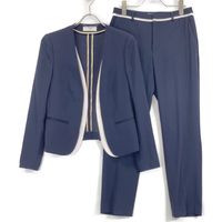 Beige CINDY 24 Year Navy No-Collar Jacket and Cropped Pants Set 4