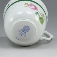 Herend Vienna Rose Herbal Tea Cup and Saucer 705/VRH Vienna Roses (Unused)