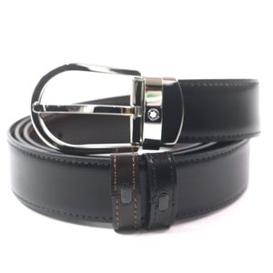 全新未使用MONTBLANC 116186 經典系列白色星形雙面皮帶，黑色皮帶搭配深棕色ブラウン五金配件，含原廠盒，義大利製造，男士款