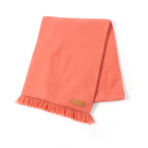 미사용품★HERMES 헤르메스 그랜드 셰브론 캐시미어 100% Rose Blush 가죽 로고 패치・프린지 첨부 스톨 머플러 상자 첨부 레이디스