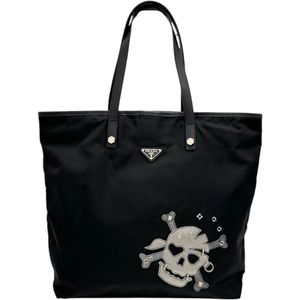 PRADA/프라다 해골 삼각 Plate 핸드백 토트 백 나일론 블랙/실버 쇠장식 레이디스 【중고】