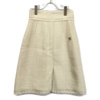 二手 Dolce & Gabbana 白色粗花呢半身裙，40 碼，F4CJHT GDCAW H，配 DG 五金配件