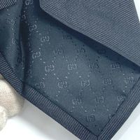 GUCCI 타이거 자수 넥타이