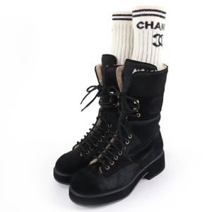 香奈儿 (CHANEL) 22B G39506 马尾辫 Coco Mark 马尾辫短靴，黑色，38.5 码，附防尘袋，意大利制造，成色极佳。