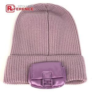 FENDI水桶包设计针织帽，带品牌标志口袋