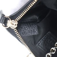 Excellent condition GUCCI 815891 leather key pouch/coin case with