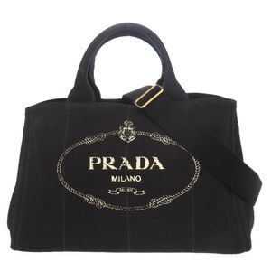 กระเป๋าผ้าแคนวาส Prada Canapa สีดำ สภาพดีเยี่ยม สามารถใช้เป็นกระเป๋าโท้ท กระเป๋าสะพายไหล่ และกระเป๋าถือได้ รหัส 0644 [มือสอง] PRADA